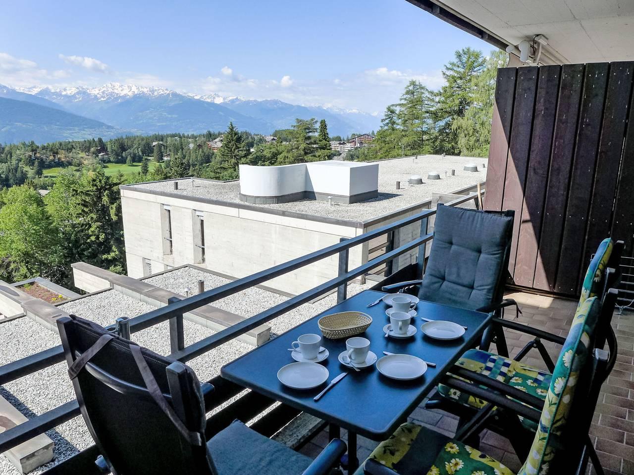 Vakantieappartement met sauna en binnenzwembad en 1 slaapkamer en balkon in Crans-Montana, Zwitserland voor 2 personen foto 22