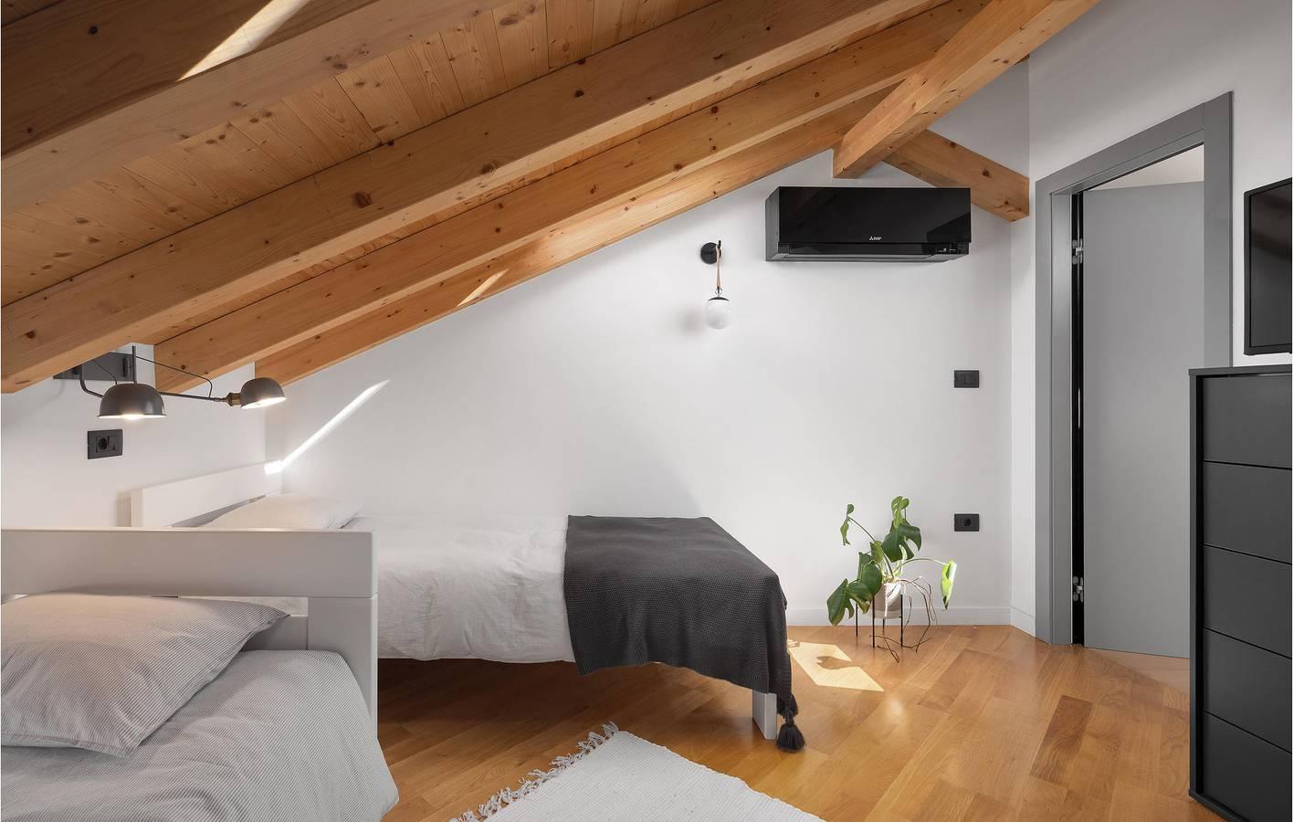 Stijlvol appartement met 2 slaapkamers, zwembad en terras, op 1 km in Medulin City, Medulin, Kroatië voor 6 personen foto 23