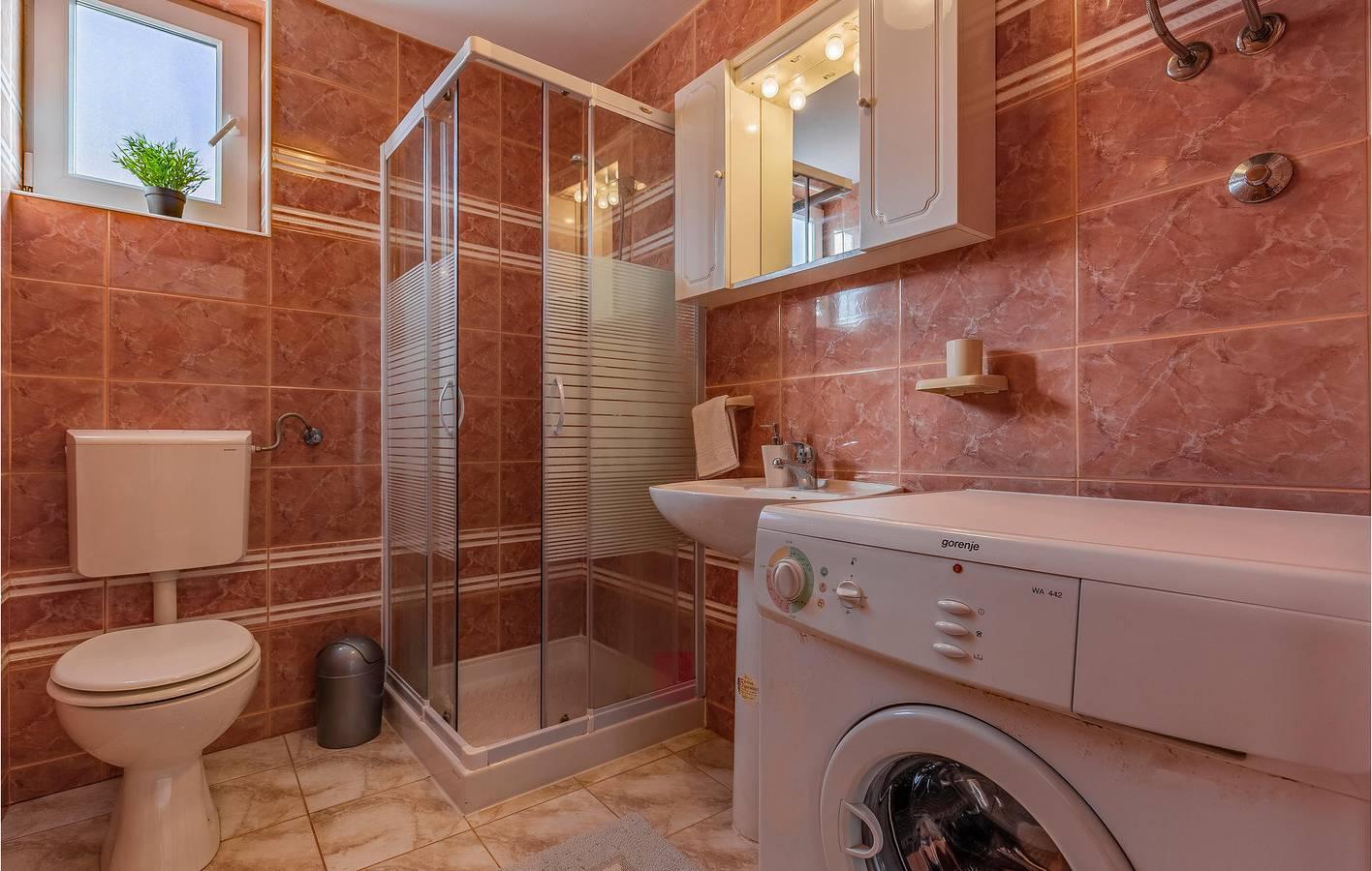 Gezellig appartement op 2 km van het strand van Bijela: 2 in Medulin City, Medulin, Kroatië voor 6 personen foto 21