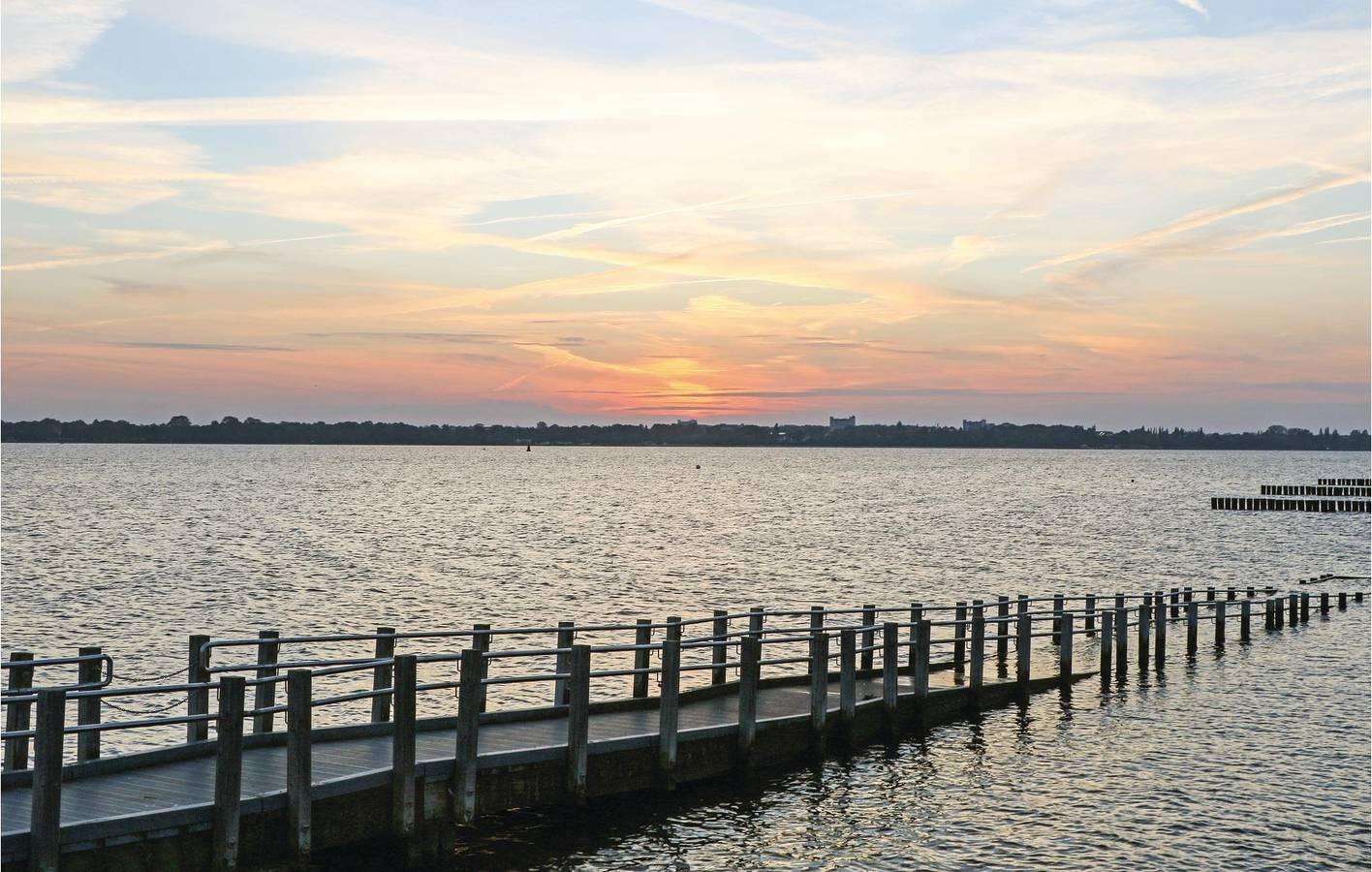 Gezellig appartement met parkeerplaats, TV & internet bij het strand in Altefähr, Rügen, Duitsland voor 4 personen foto 21