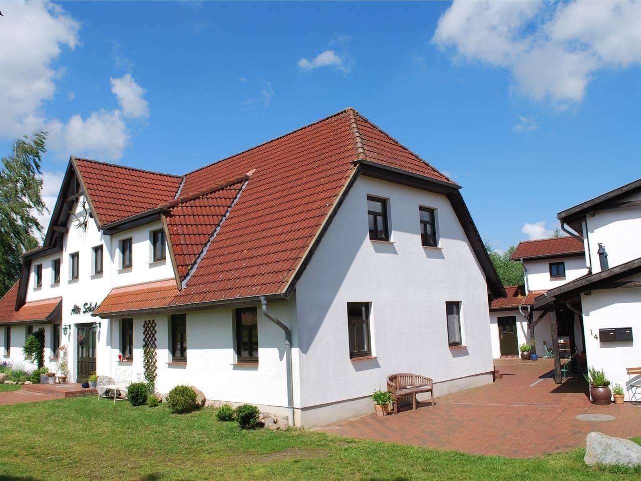 Vakantieappartement met zwembad en speeltuin in Dargun, Mecklenburgse meren, Duitsland voor 2 personen foto 20