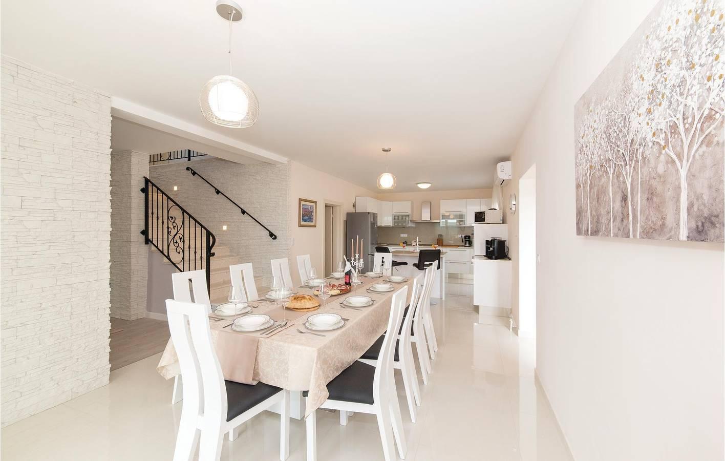Ruim appartement van 250 m² met verwarmd zwembad, terras in Radošić, Dalmatian Zagora, Kroatië voor 10 personen foto 19