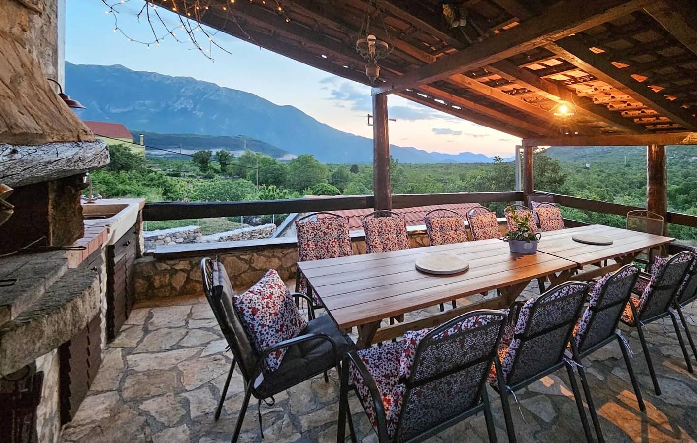 Charmant appartement van 33 m² met zwembad, terras, wifi in Makarska Riviera, Kroatië voor 14 personen foto 23