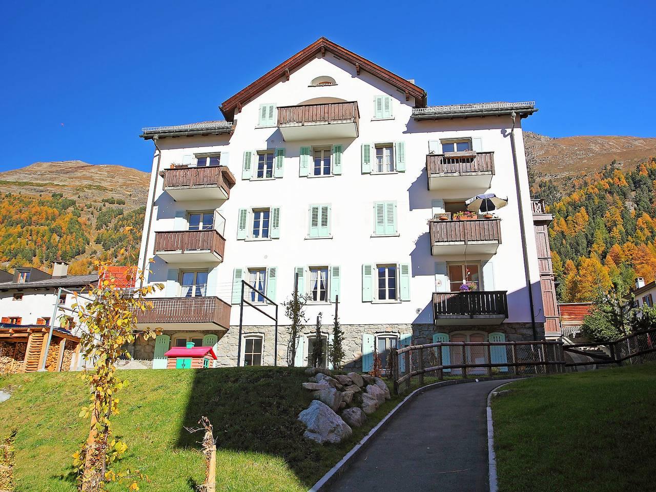 Chesa Corvatsch in Pontresina, Saint Moritz, Zwitserland voor 4 personen foto 21