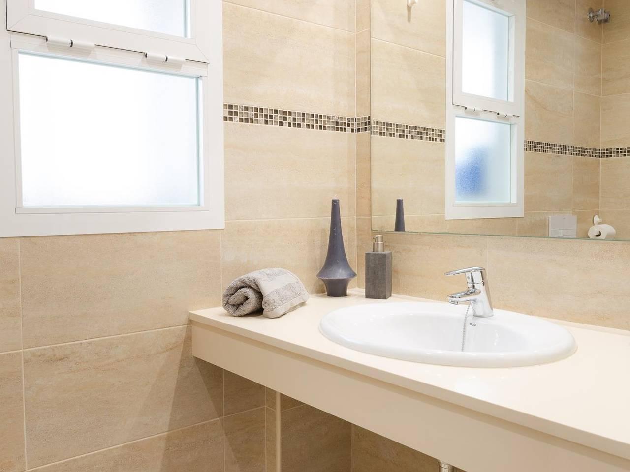 Vakantieappartement met balkon in Centro (Málaga), Malaga, Spanje voor 6 personen foto 23