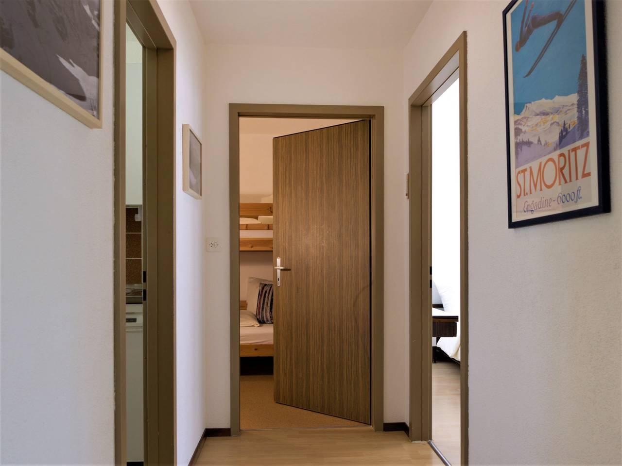Chesa Ova Cotschna 606 in St. Moritz 3 Bad, Sankt Moritz, Zwitserland voor 6 personen foto 20