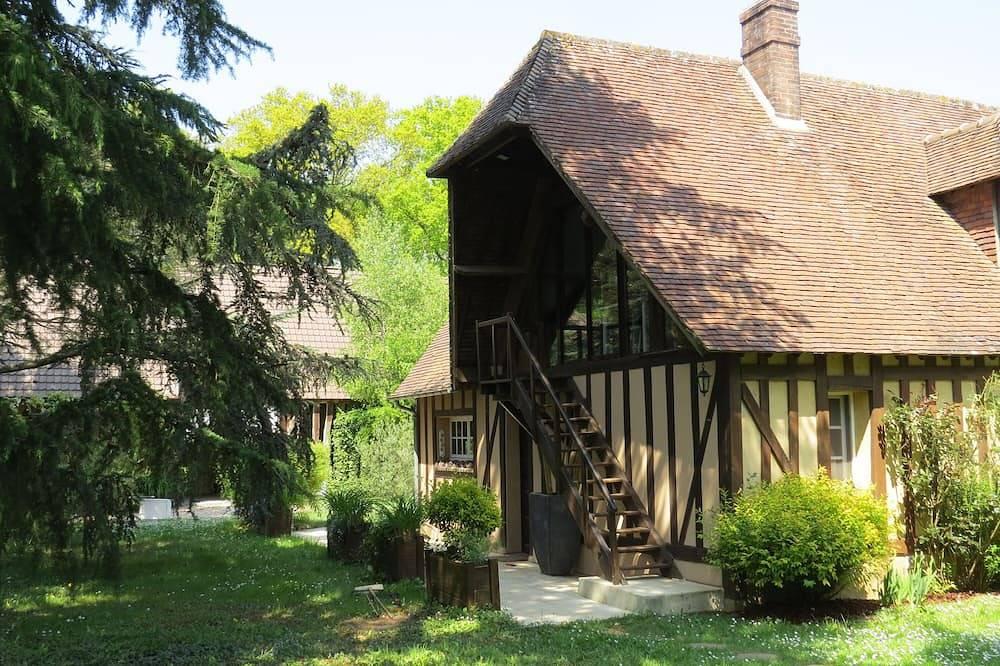 Vakantiehuis met privézwembad en zwembad in Buis-sur-Damville, Frankrijk voor 14 personen foto 21