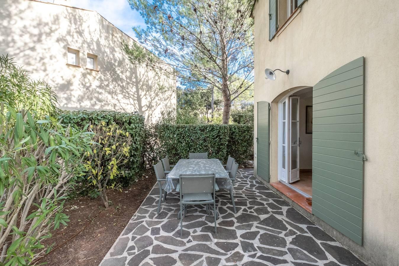 414* Maison De Hameau in Var, Frankrijk voor 6 personen foto 19
