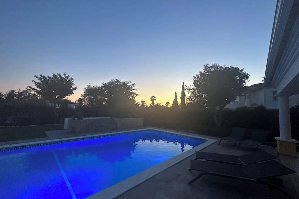 Mooie villa met 4 slaapkamers in de Alto Golf in Alvor, Portugal voor 8 personen foto 20