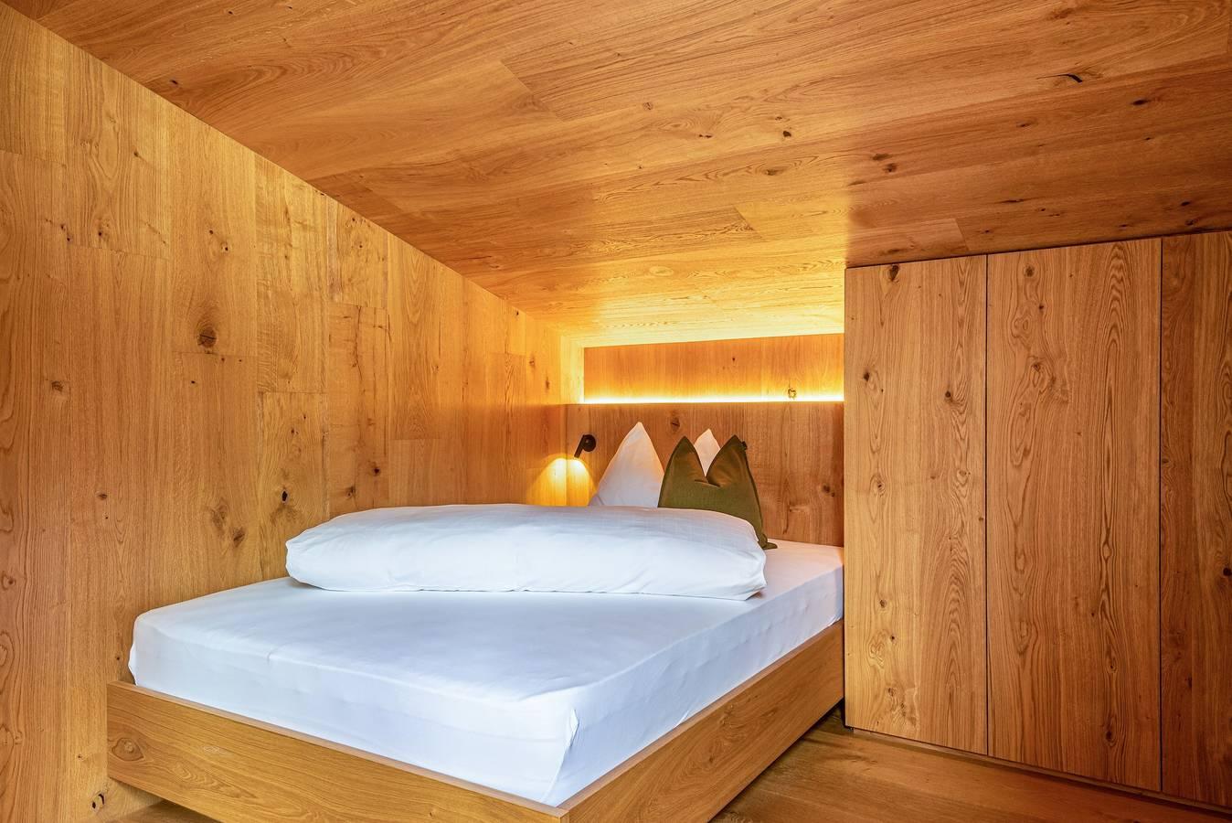 Chalet "Bergfreund" met uitzicht op de bergen, sauna, tuin in Olang, Dolomiti Superski, Italië voor 8 personen foto 19