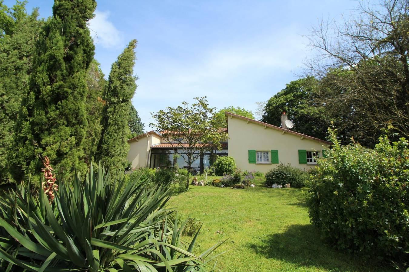 Vakantiehuis in Limousin, Frankrijk voor 12 personen foto 2