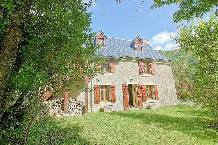 Vakantiehuis in Avajan vanaf 163€ per nacht