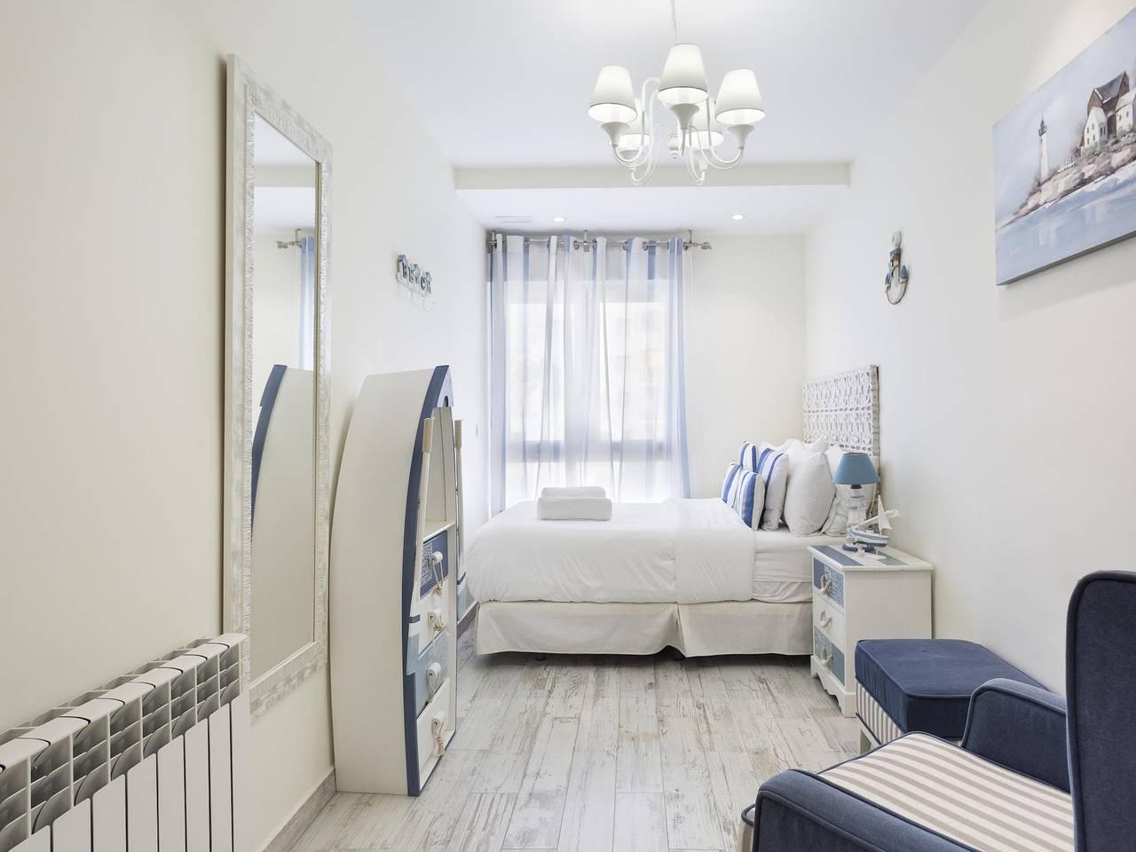 Vakantieappartement met balkon/terras in Sitges, Garraf, Spanje voor 11 personen foto 19