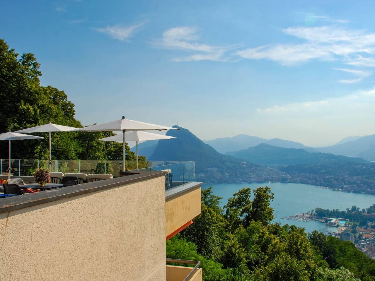 Vakantieappartement met zwembad in Lugano, Luganomeer, Zwitserland voor 6 personen foto 23
