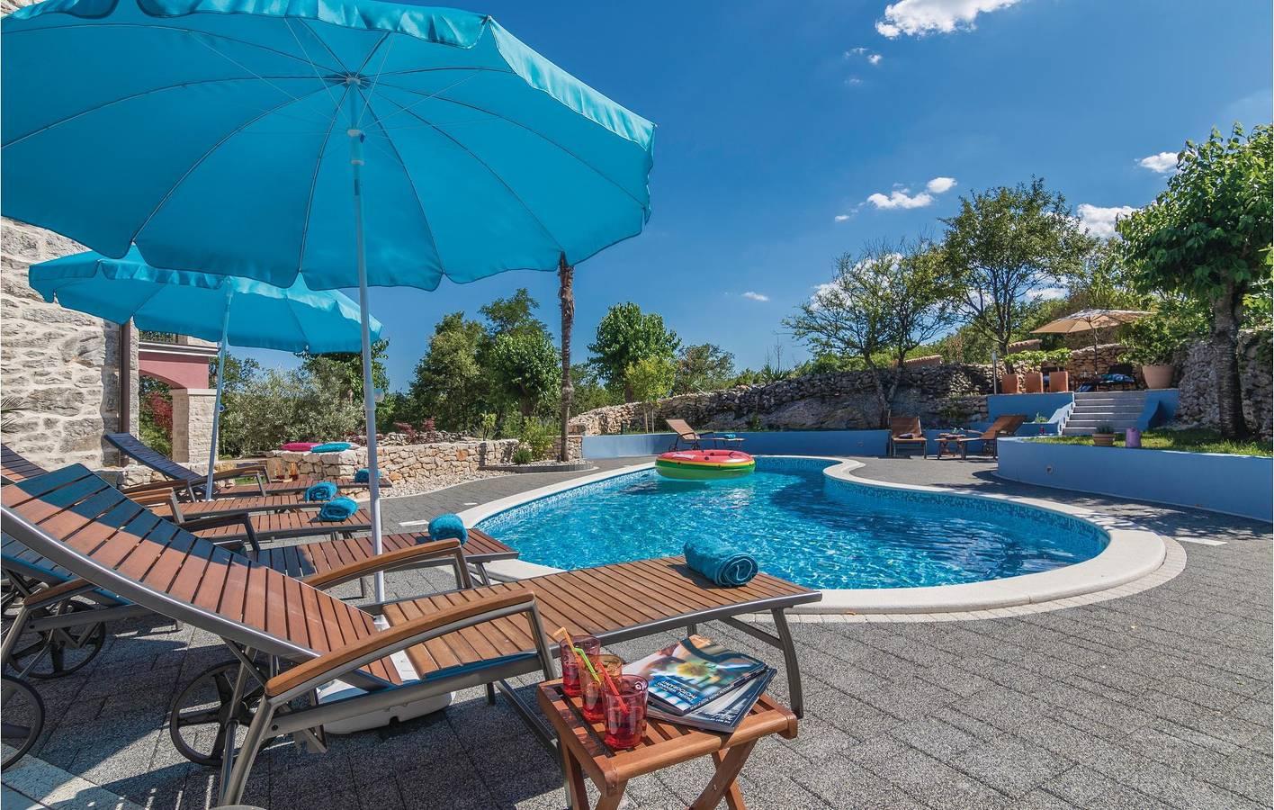 Charmant appartement van 271 m² met zwembad en terras, op 400 meter in Oostkust Istrië, Kroatië voor 14 personen foto 22