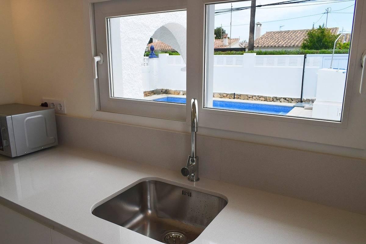 Vakantiehuis met privézwembad en zwembad in Las Marinas, Dénia, Spanje voor 6 personen foto 19