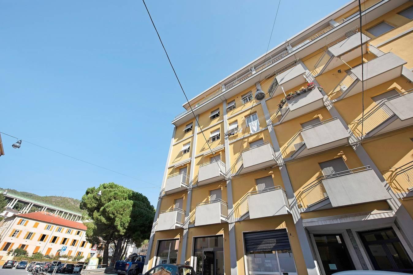 Appartement "Trilocale Mazzini con 2 balconi" dichtbij de zee in Bagni Elena, Varazze, Italië voor 6 personen foto 22