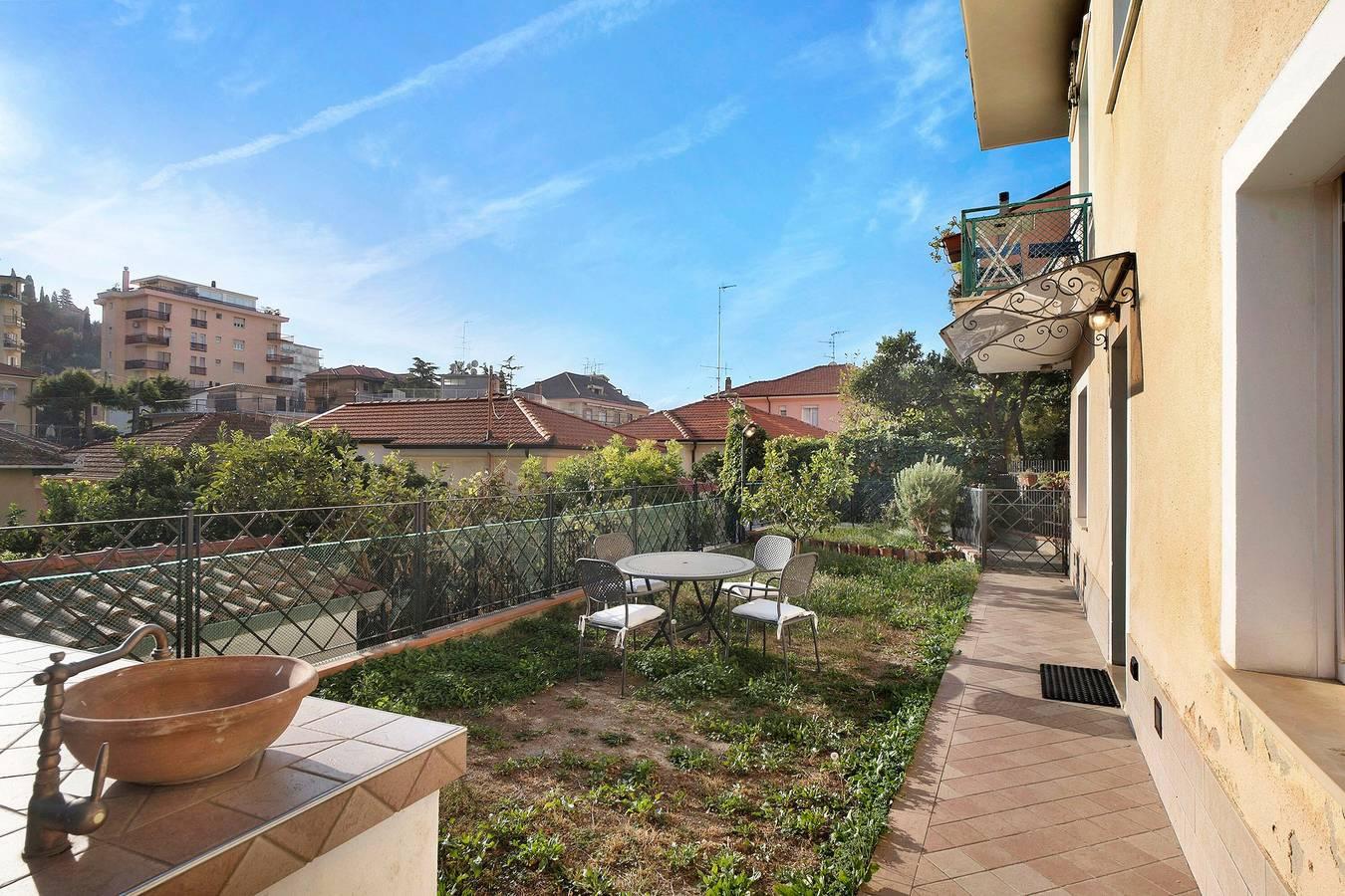 Vakantiehuis in Imperia, Italië voor 3 personen