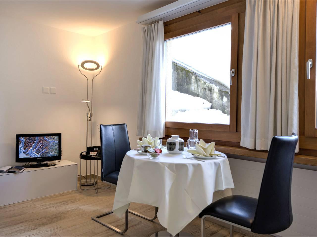 Chesa Munteratsch 311 in Silvaplana-Surlej, Silvaplana, Zwitserland voor 2 personen foto 8