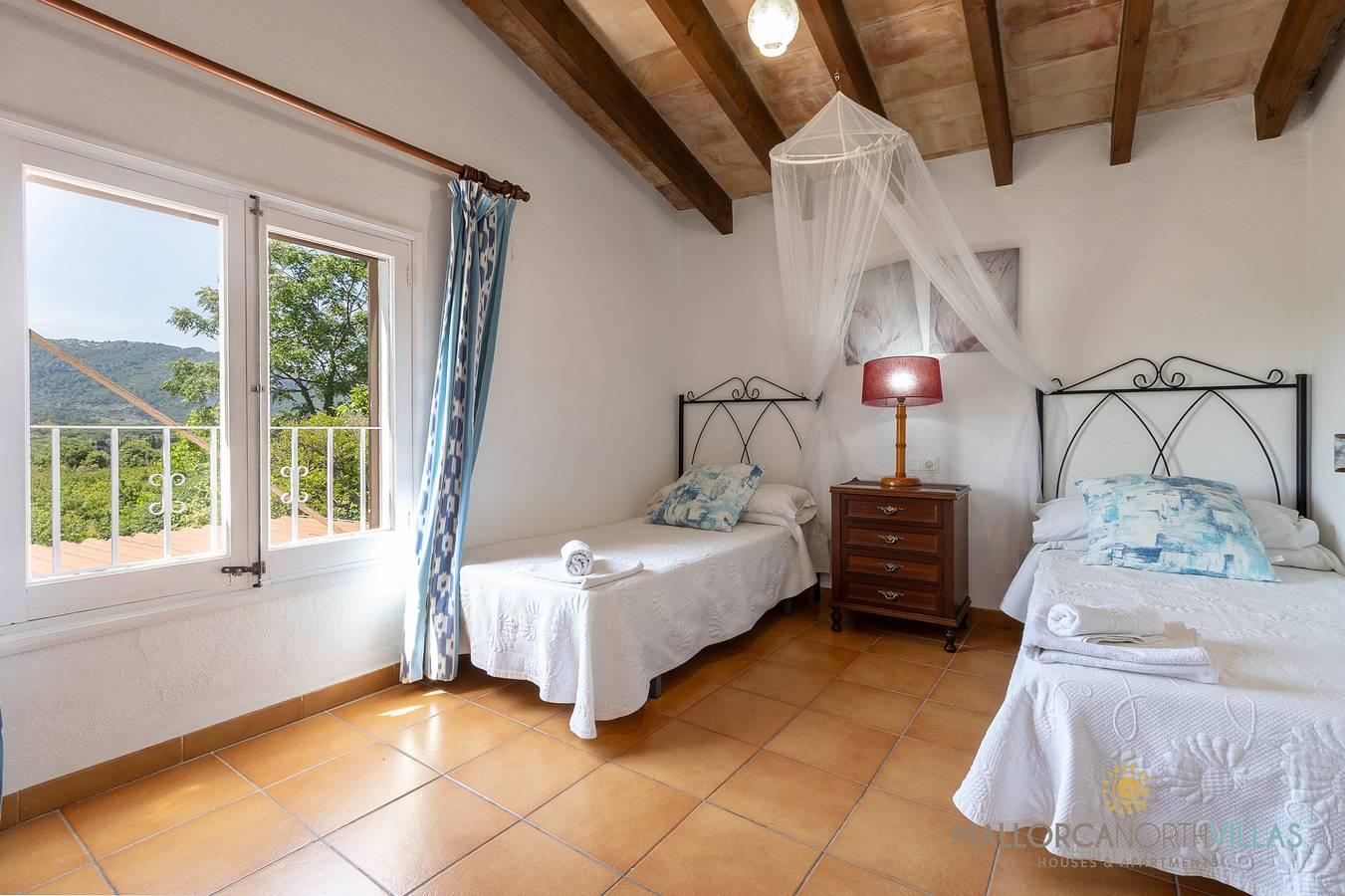 Ca na Pereta: Encanto Tradicional con Piscina Priv in Pollença, Noord-Mallorca, Spanje voor 6 personen foto 22