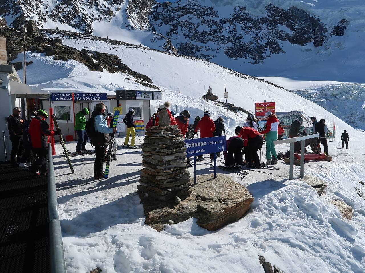 Vakantiehuis met binnenzwembad en zwembad in Saas-Balen, Walliser Alpen, Zwitserland voor 4 personen foto 23