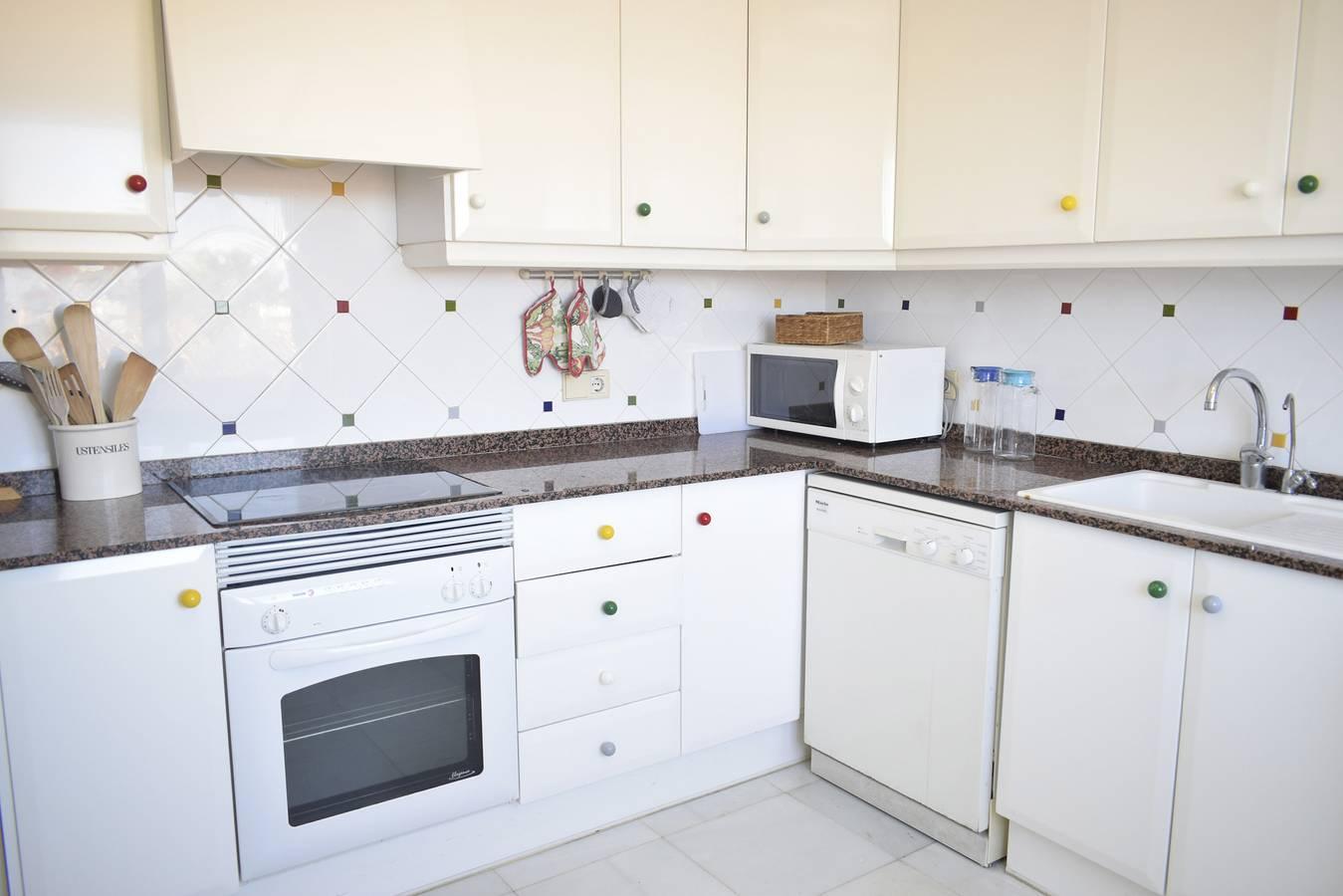 Vakantieappartement met zwembad en ligging bij zee in El Palmar, Costa Blanca, Spanje voor 10 personen foto 23