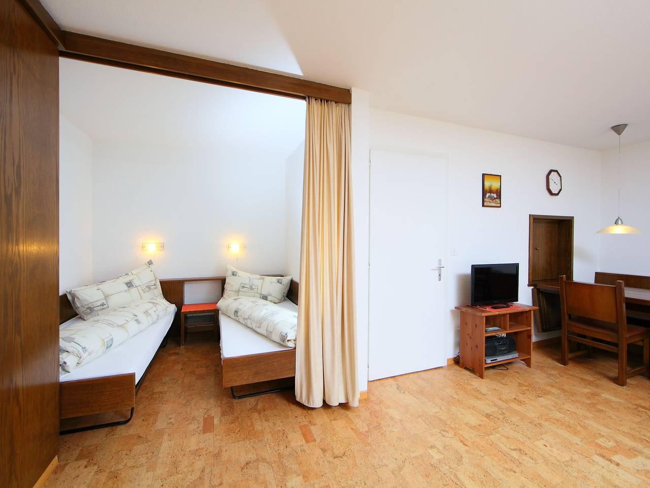 Vakantieappartement met 1 slaapkamer en balkon in Leukerbad, Wallis, Zwitserland voor 4 personen foto 6