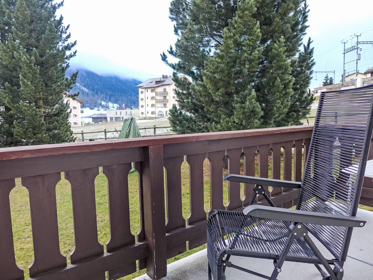 Chesa Vuorcha in Zuoz, Saint Moritz, Zwitserland voor 4 personen foto 21