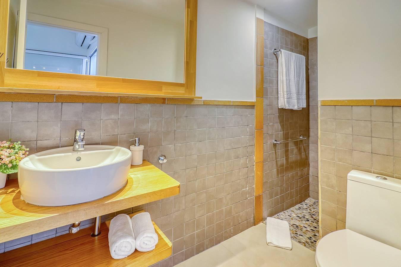 Villa Ginevra, perfect voor grote groepen, met zwembad, sauna & tuin in Chayofa, Arona, Spanje voor 32 personen foto 23