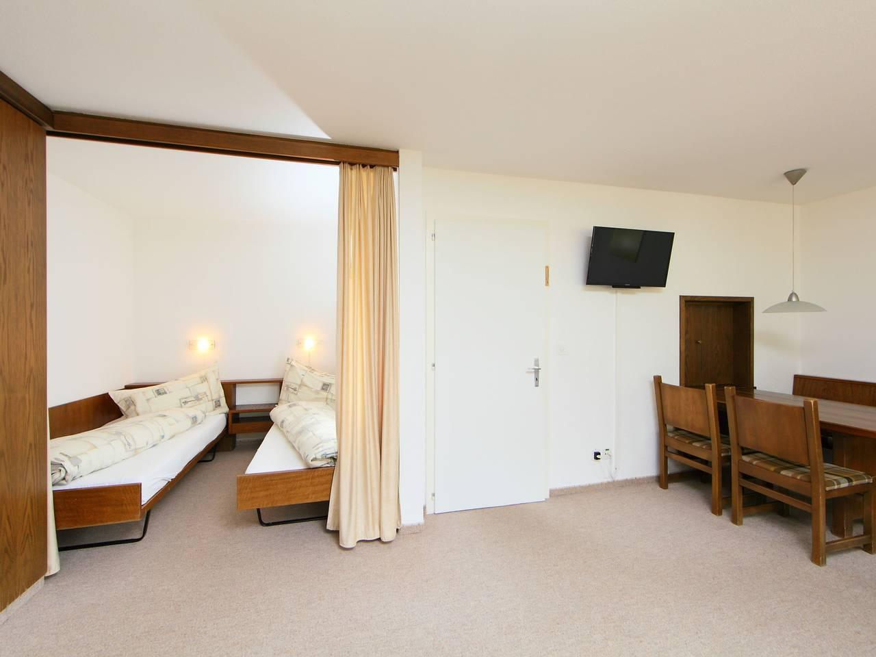 Vakantieappartement met 1 slaapkamer en balkon in Leukerbad, Wallis, Zwitserland voor 4 personen foto 5