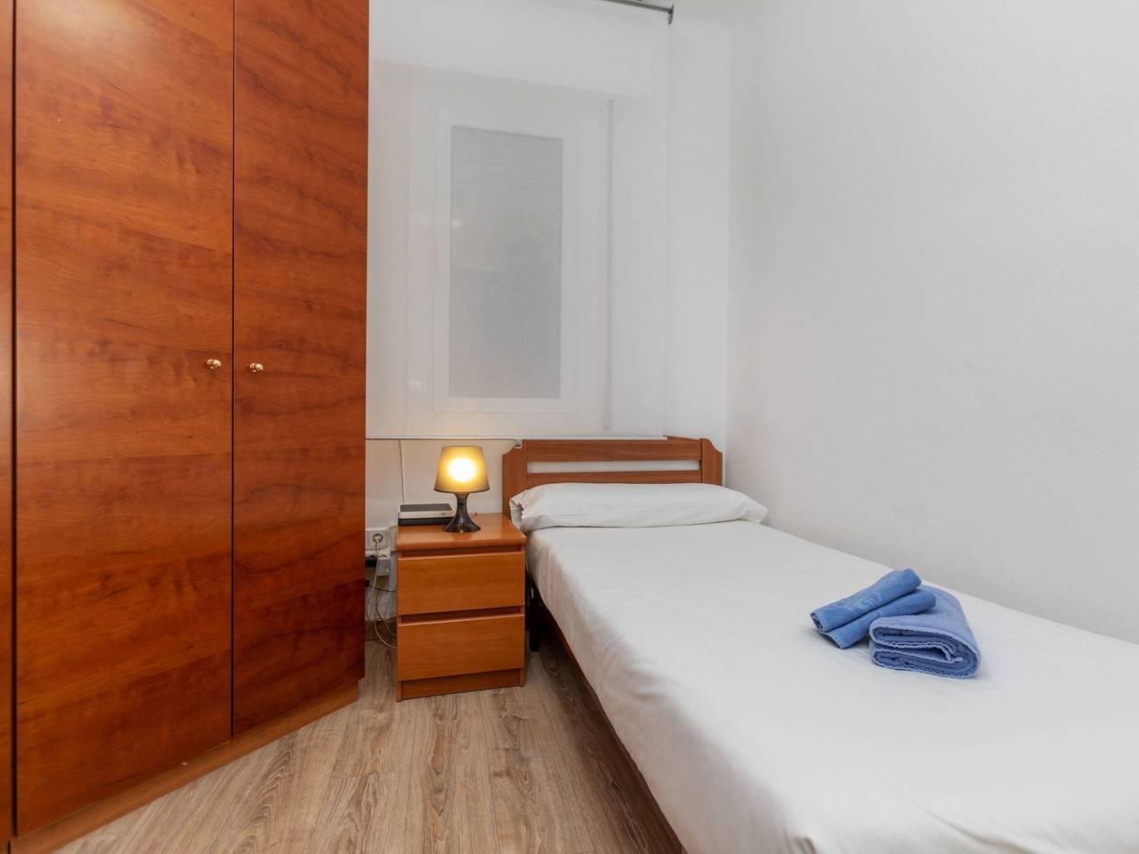 Eixample Esq Rocafort Diputacio in Barcelona Centre, Barcelona, Spanje voor 4 personen foto 19