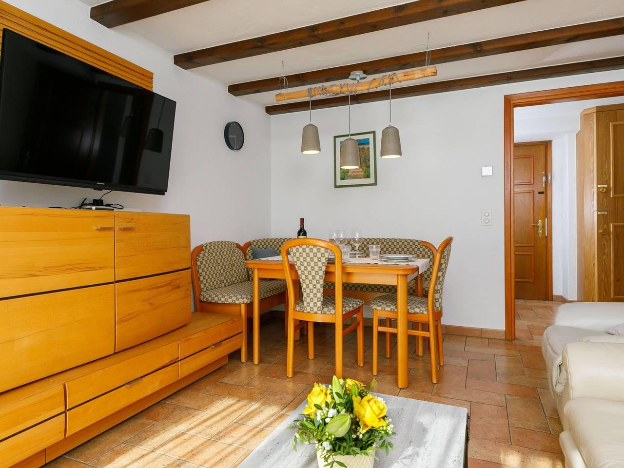 Vakantieappartement met speeltuin in Silvaplana-Surlej, Silvaplana, Zwitserland voor 2 personen foto 9