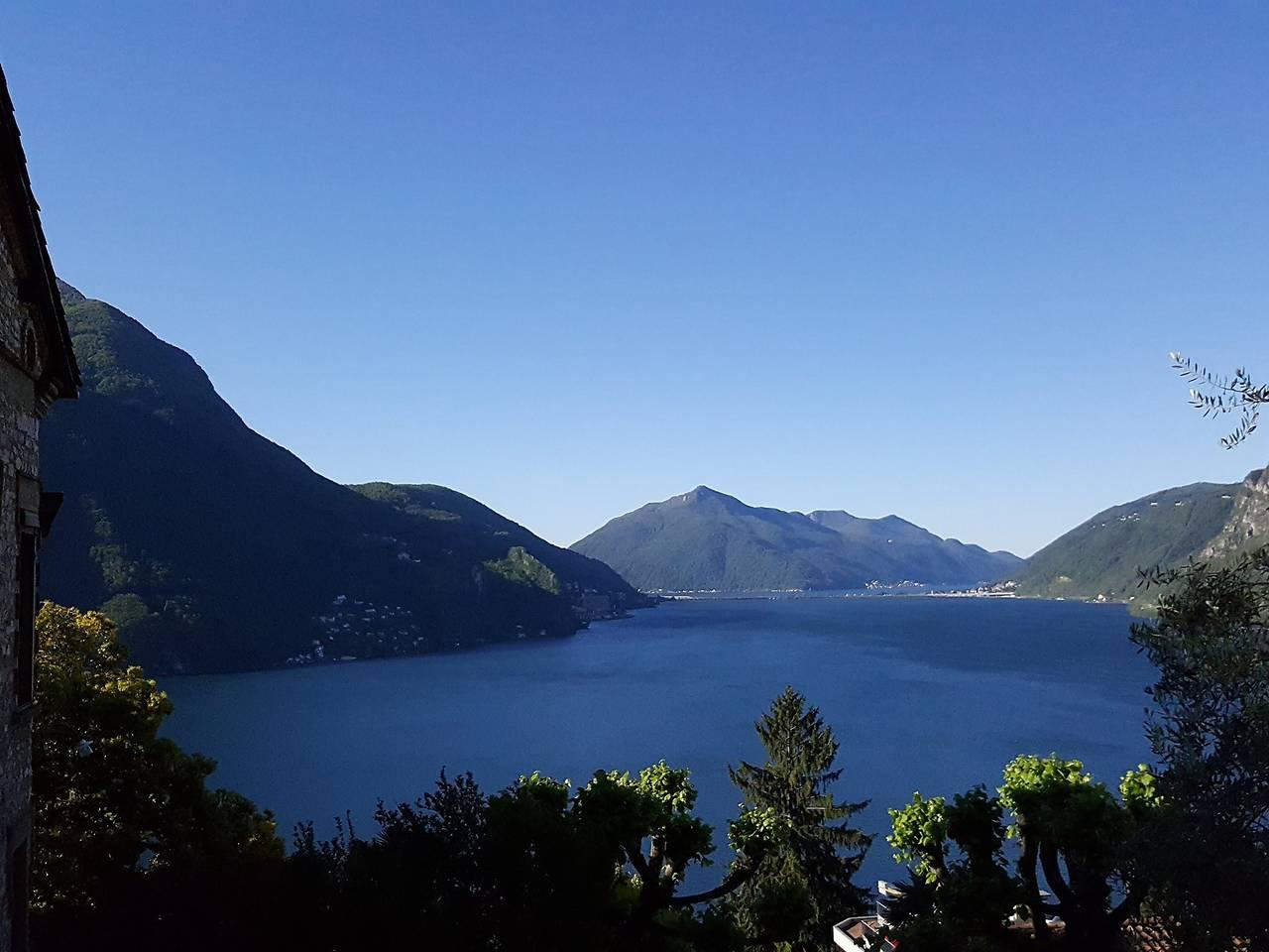 Castagnola (Utoring) met 1 slaapkamer en balkon in Lugano, Luganomeer, Zwitserland voor 2 personen foto 10