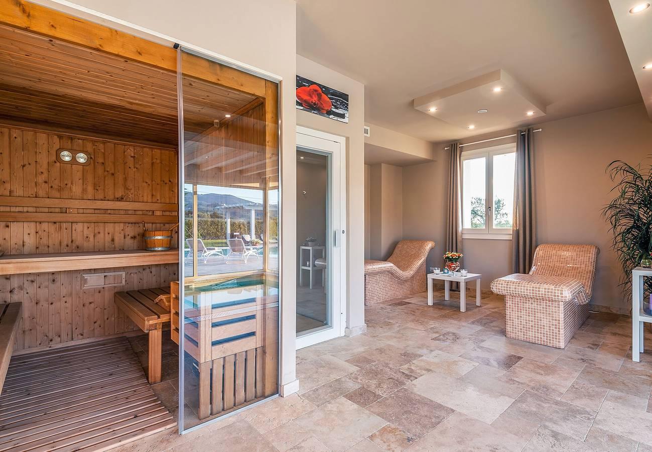 Villa Le Terme met zwembad, whirlpool, tuin, terras in Monsummano Terme, Provincie Pistoia, Italië voor 13 personen foto 24