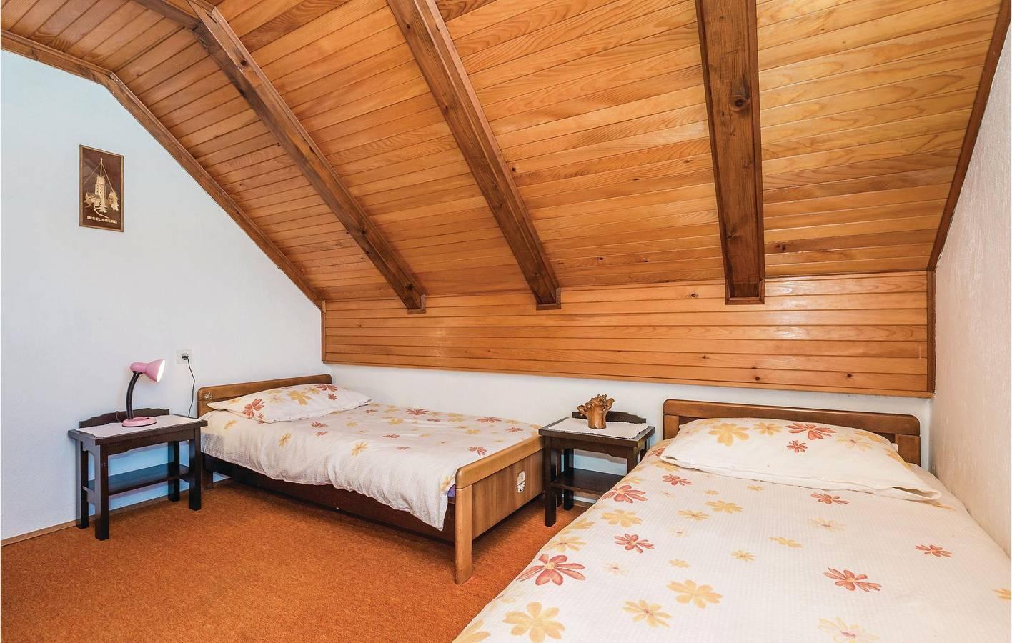 Charmant appartement met 2 slaapkamers en terras nabij de rivier in Primorje-Gorski Kotar, Kroatië voor 5 personen foto 22