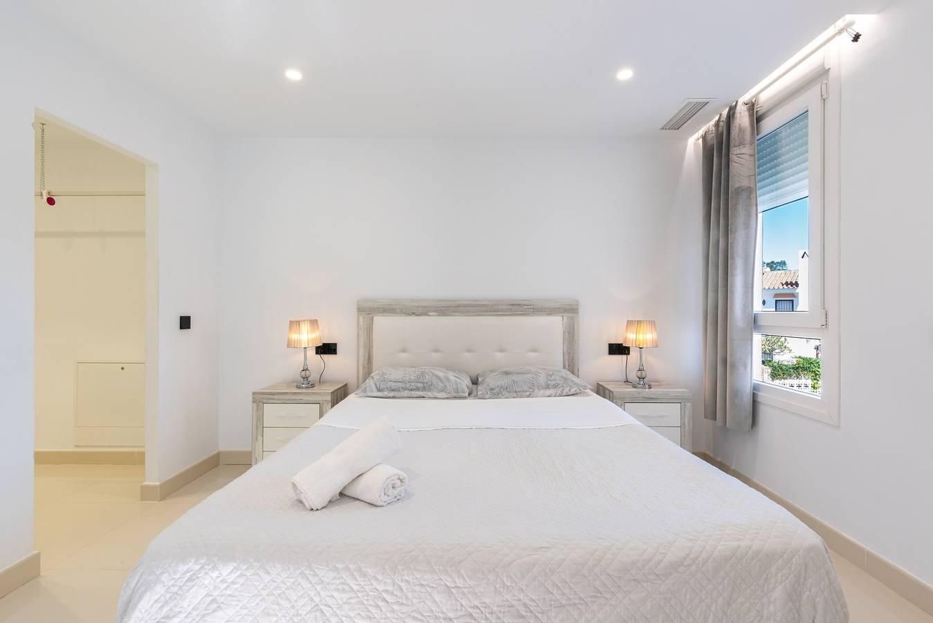 Luxe Villa "Ohana 2" met Zwembad, Wifi, Terras & Tuin in Churriana, Malaga, Spanje voor 8 personen foto 22
