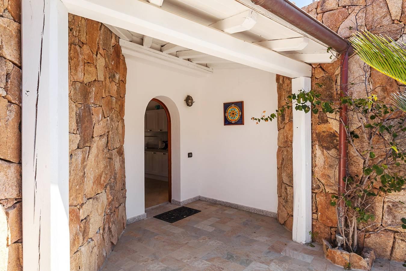 Casa Isabella Villa met bijgebouw vlak in Porto San Paolo, Loiri Porto San Paolo, Italië voor 12 personen foto 25