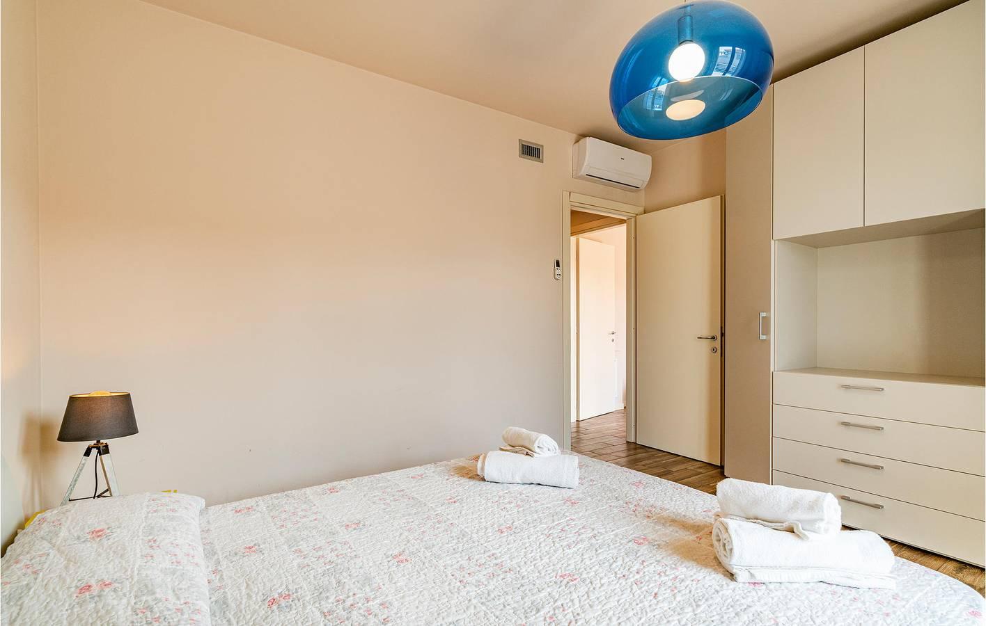 Garda Appartement: Zwembad, Parkeerplaats, WiFi, 2km in Puegnago sul Garda, Garda Bergen, Italië voor 6 personen foto 20