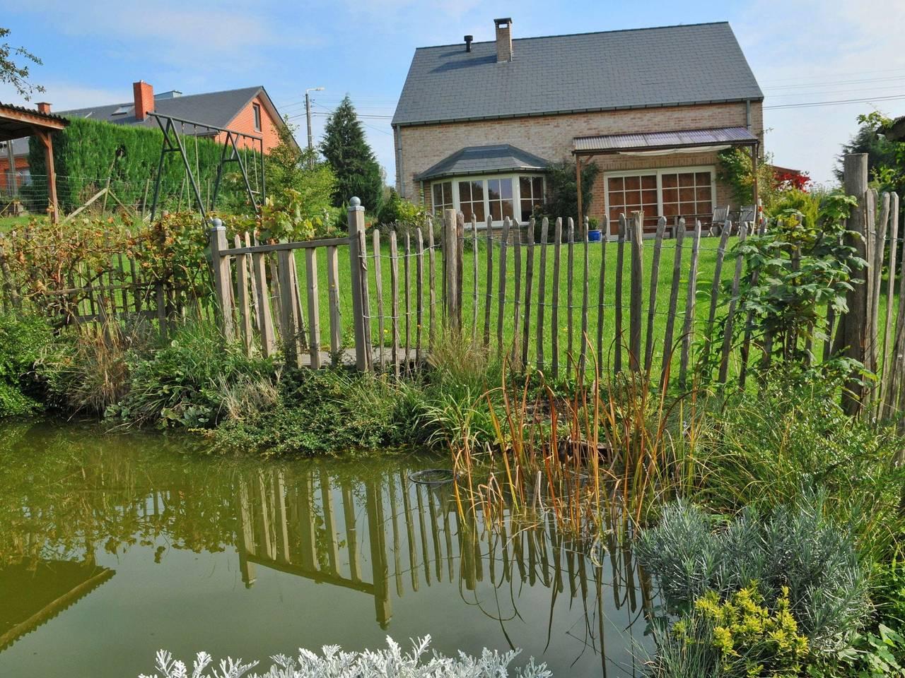 Chalet in Somme-Leuze met Hottub & Sauna in Somme-Leuze, België voor 12 personen foto 19