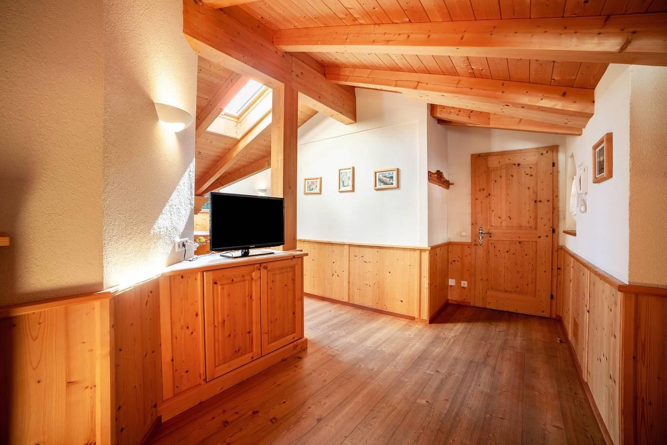 Appartement "Hof am Schloss Lärche" in Montechiaro - Lichtenberg, Prad am Stilfser Joch, Italië voor 4 personen foto 19
