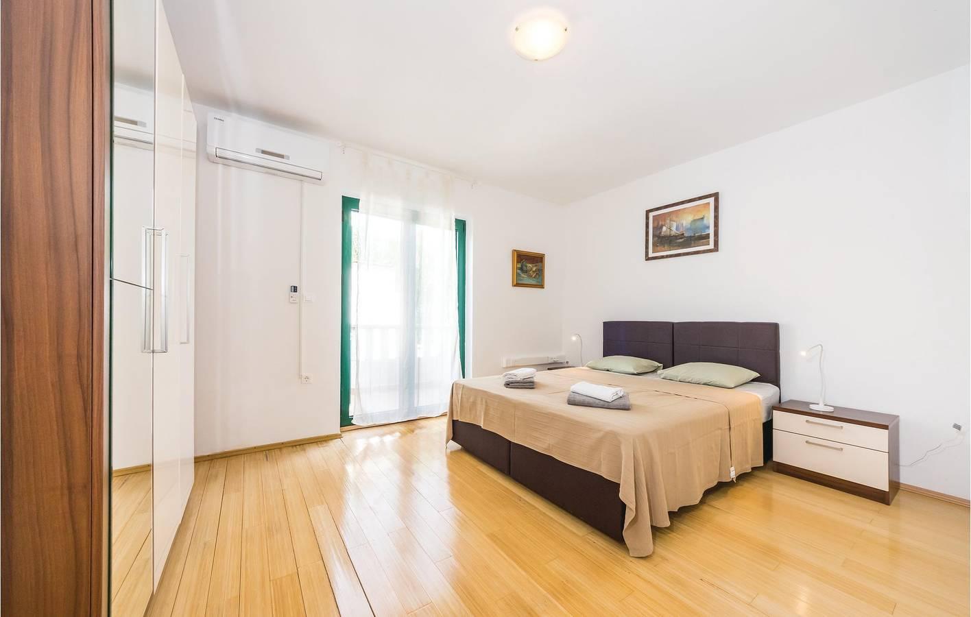 Gezellig appartement van 85 m² met zwembad en terras, op een steenworp in Privlaka, Zadar, Kroatië voor 6 personen foto 19