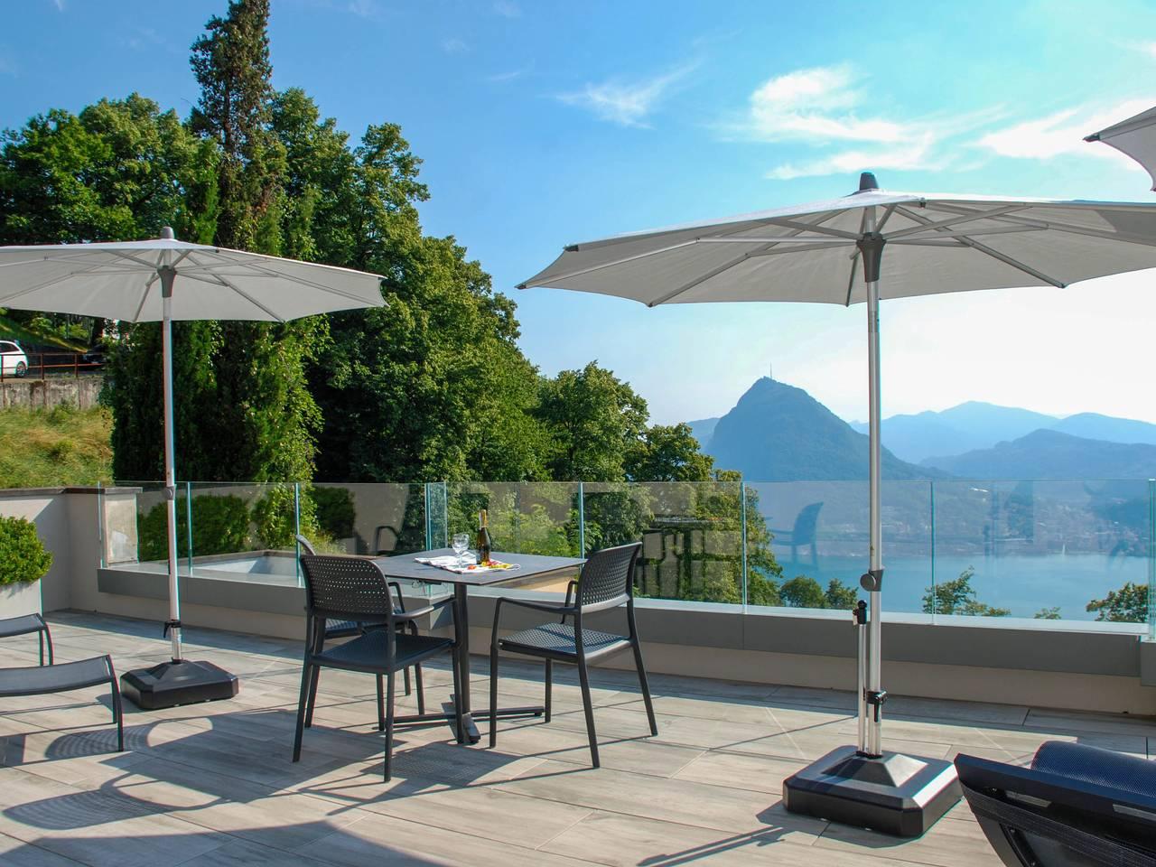 Vakantieappartement met zwembad in Lugano, Luganomeer, Zwitserland voor 6 personen foto 20