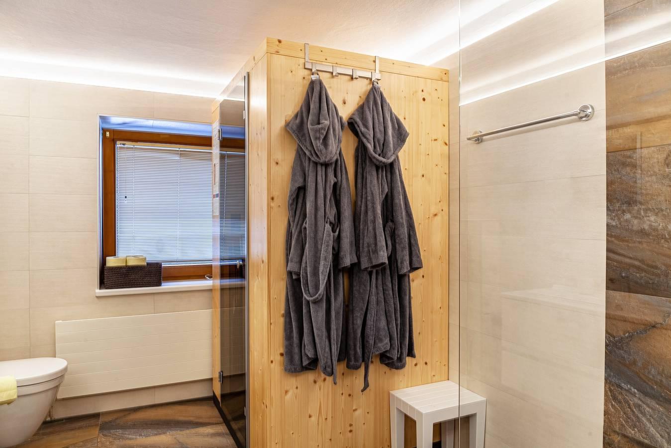 Vakantieappartement 'Galerie Kaiser' met bergzicht in Mayrhofen, Zillertaler Alpen, Oostenrijk voor 4 personen foto 20