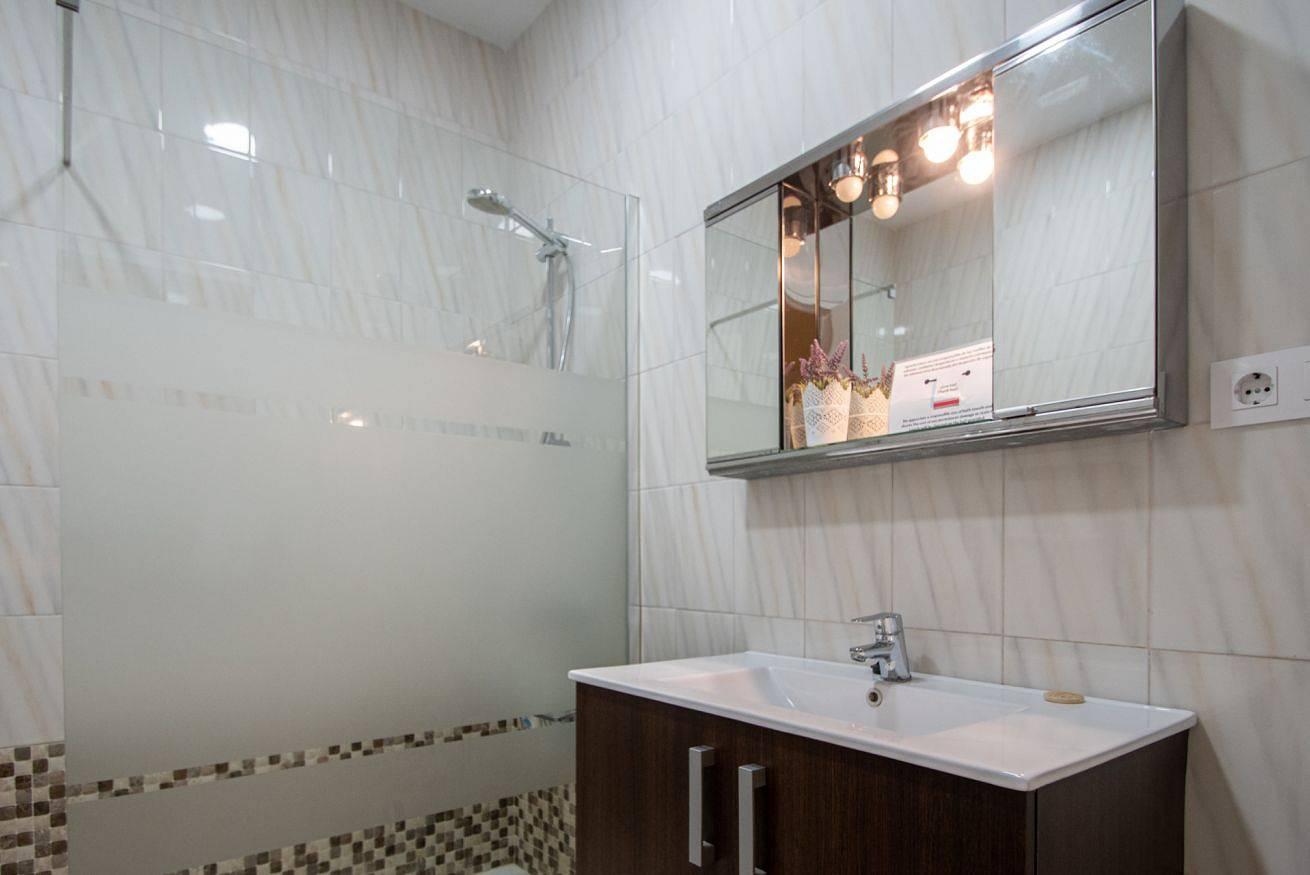 Vakantieappartement met balkon/terras en 2 slaapkamers en airconditioning in Cádiz, Spanje voor 6 personen foto 22