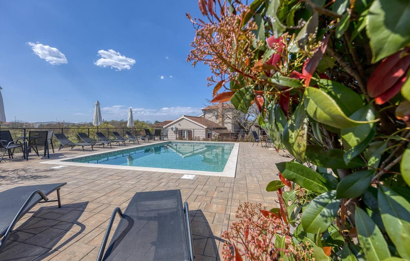 Modern appartement met terras vlak bij restaurants en het stadscentrum in Centraal Istrië, Kroatië voor 6 personen foto 19