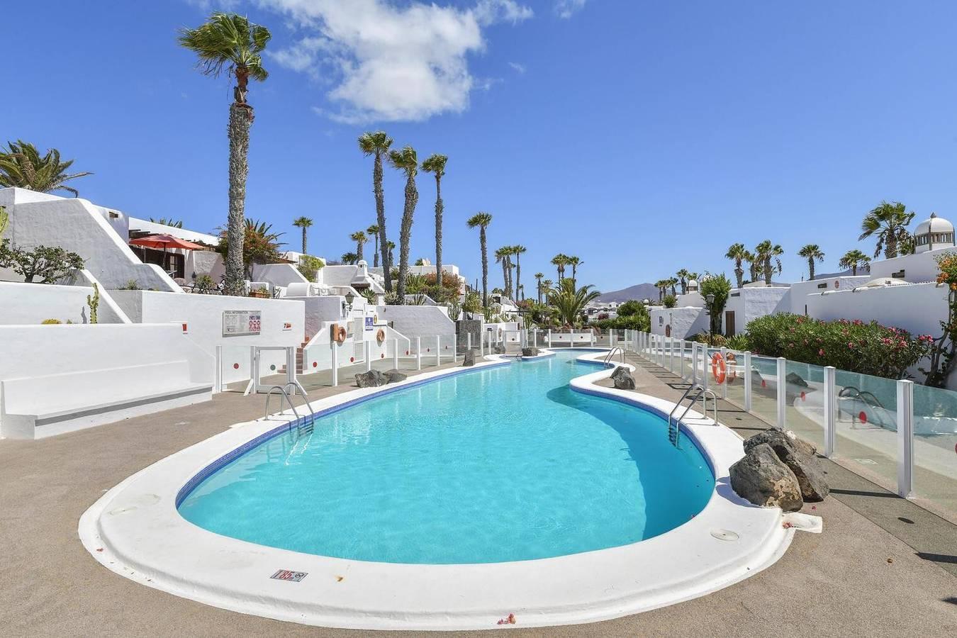 Appartement Puerto Chico 3 met zeezicht, zwembad, terras & Wi-Fi in Playa Blanca, Yaiza, Spanje voor 5 personen foto 25