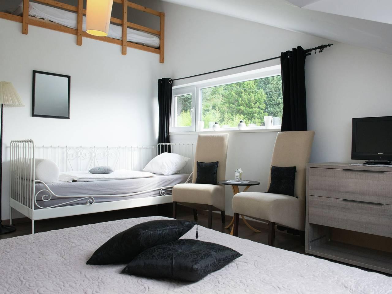 Villa in Coo met Zwembad in Petit Coo, Stavelot, België voor 24 personen foto 24