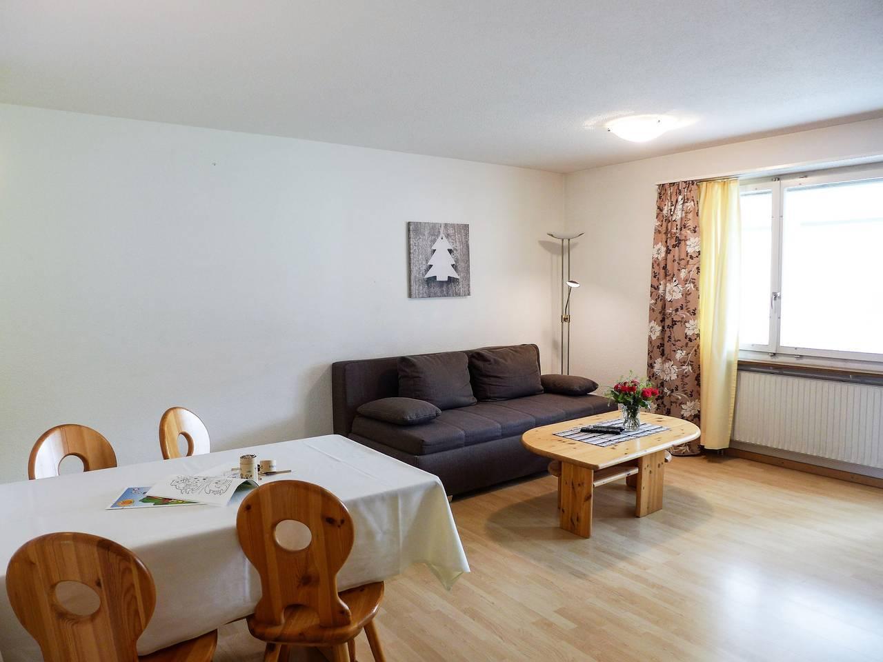 Chesa Ova Cotschna 305 in St. Moritz 3 Bad, Sankt Moritz, Zwitserland voor 4 personen foto 6