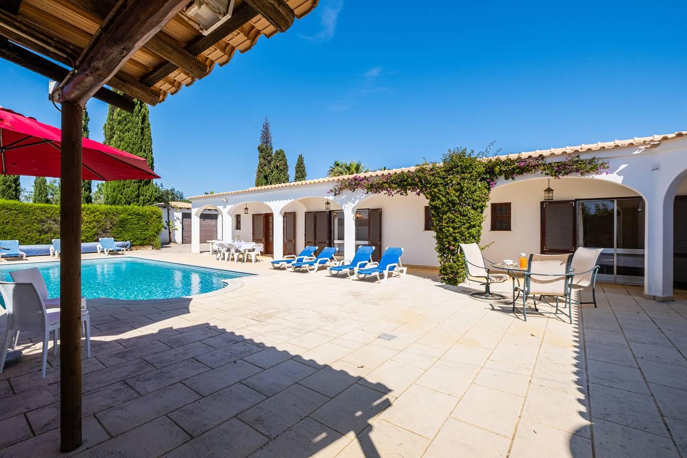 Vakantiehuis met privézwembad en zwembad in Guia, Portugal voor 7 personen foto 23