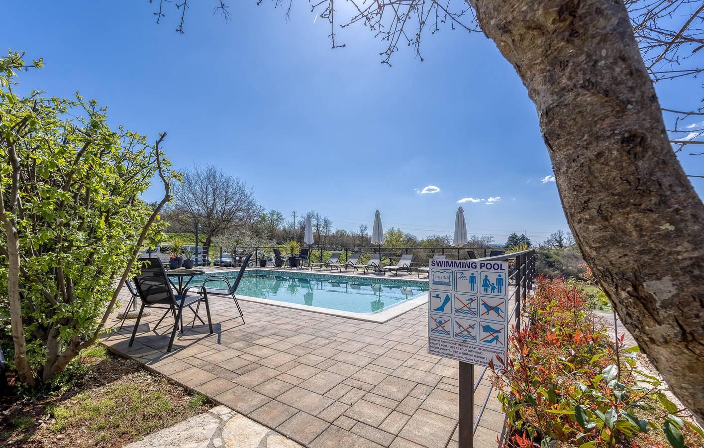 Modern appartement met terras vlak bij restaurants en het stadscentrum in Centraal Istrië, Kroatië voor 6 personen foto 23
